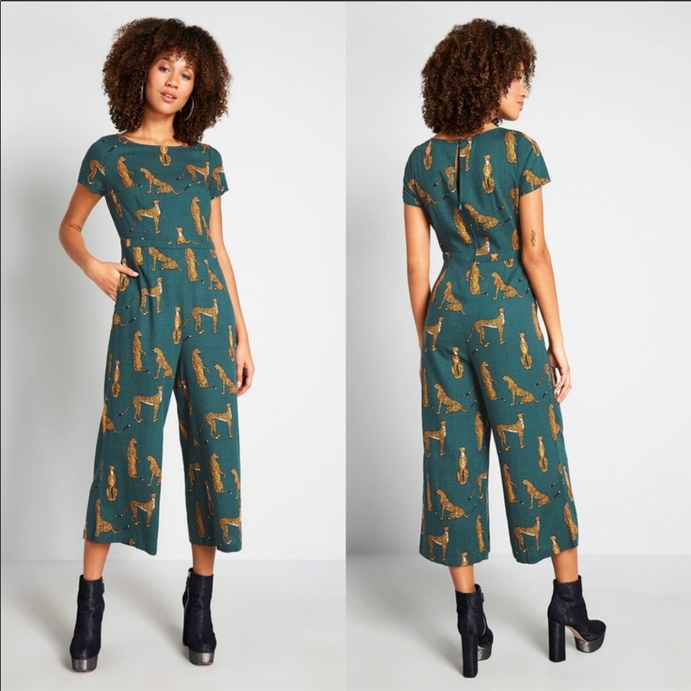 Modcloth Leopard Print Jumpsuit Green Sz XS